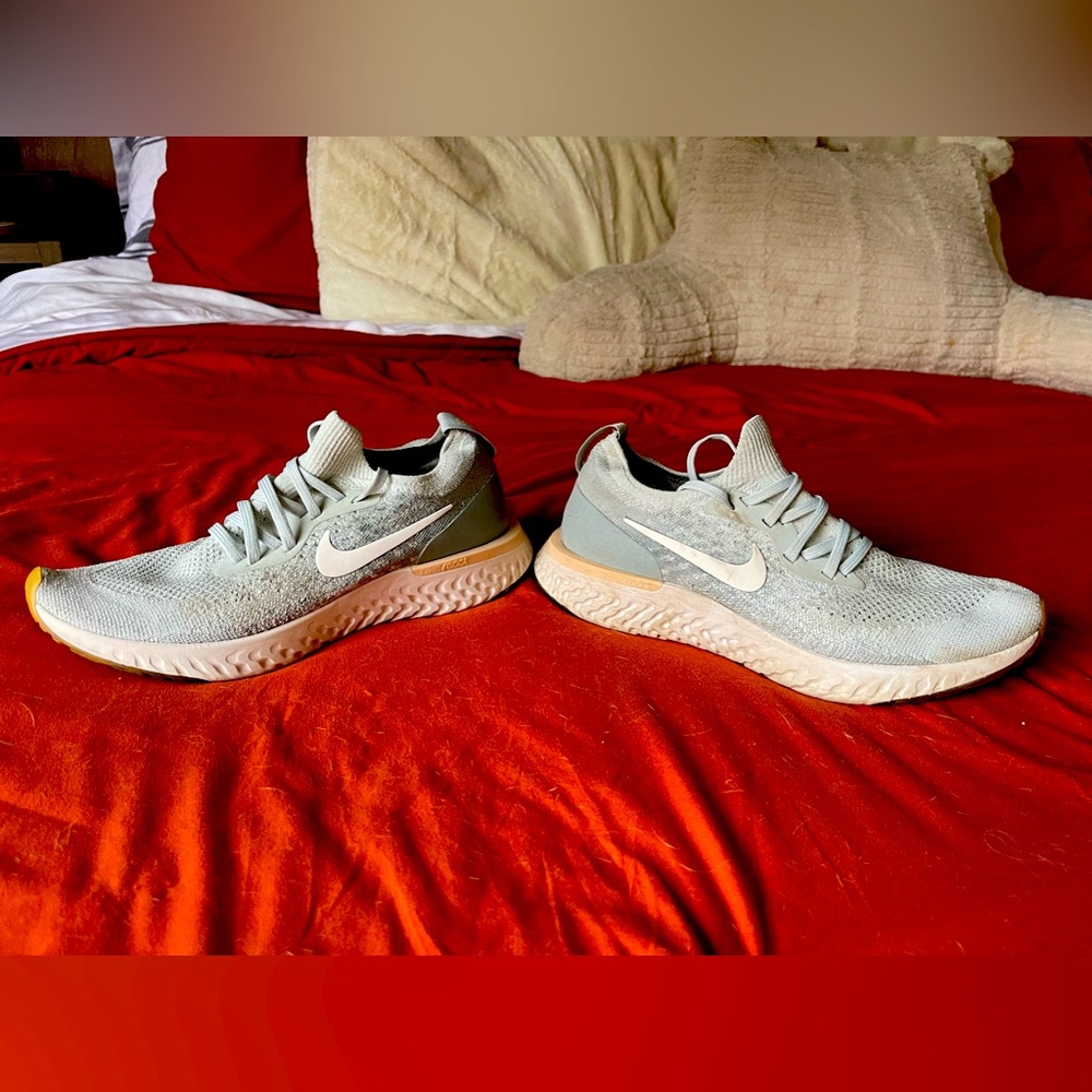 Nike Epic React Women’s Size 10